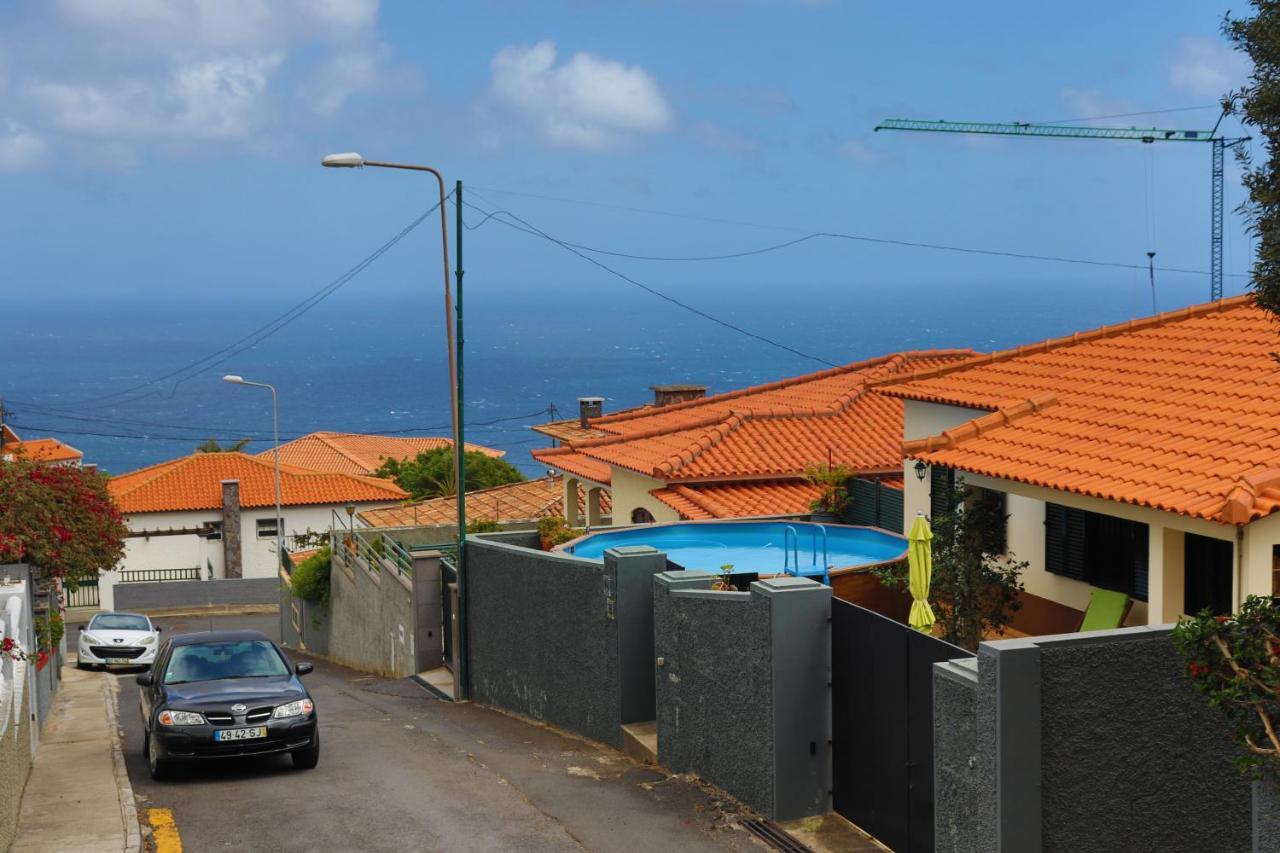 Suites Pinto Coelho Caniço Esterno foto