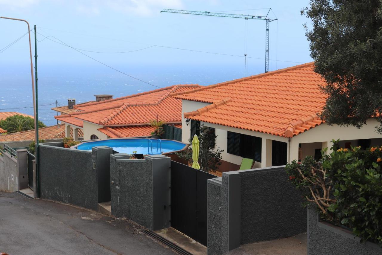 Suites Pinto Coelho Caniço Esterno foto
